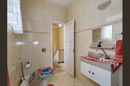 Casa à venda com 96m², 2 quartos e sem vaga Casa à venda com 96m², 2 quartos e sem vagaBanheiro Corredor