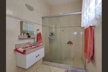 Casa à venda com 96m², 2 quartos e sem vaga Casa à venda com 96m², 2 quartos e sem vagaBanheiro Corredor