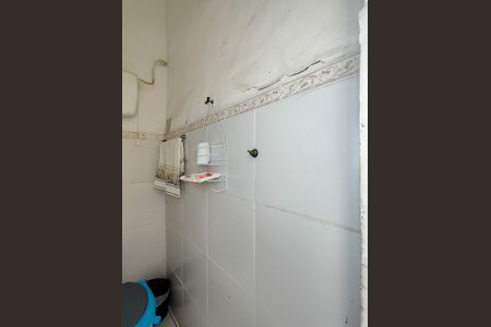 Casa à venda com 96m², 2 quartos e sem vaga Casa à venda com 96m², 2 quartos e sem vagaBanheiro de serviço