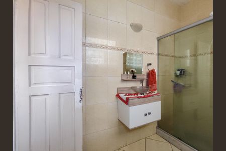 Casa à venda com 96m², 2 quartos e sem vaga Casa à venda com 96m², 2 quartos e sem vagaBanheiro Corredor