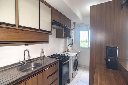 Cozinha de apartamento para alugar com 2 quartos, 65m² em Farrapos, Porto Alegre