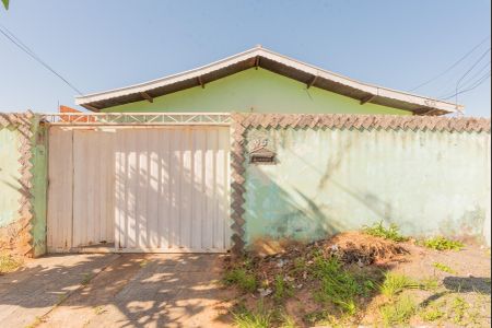 Casa para alugar com 396m², 3 quartos e 3 vagasFachada