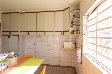 Casa para alugar com 396m², 3 quartos e 3 vagasCozinha