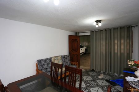 Sala de casa para alugar com 2 quartos, 70m² em Jardim Maria Duarte, São Paulo