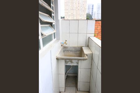 Casa para alugar com 80m², 2 quartos e 1 vaga Casa para alugar com 80m², 2 quartos e 1 vagaÁrea de Serviço