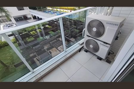 Varanda de apartamento para alugar com 1 quarto, 50m² em Barra Olímpica, Rio de Janeiro