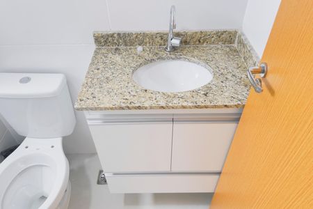 Apartamento para alugar com 66m², 3 quartos e 2 vagas Apartamento para alugar com 66m², 3 quartos e 2 vagasBanheiro da Suíte