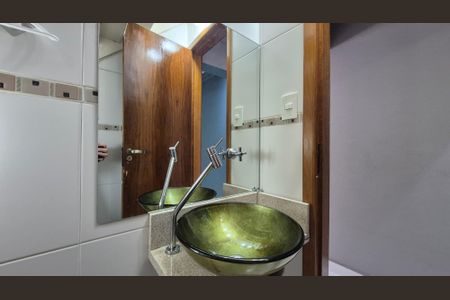 Casa para alugar com 110m², 2 quartos e 2 vagas Casa para alugar com 110m², 2 quartos e 2 vagasLavabo