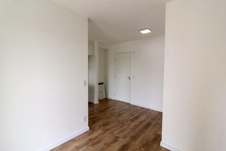 Sala de apartamento para alugar com 2 quartos, 42m² em Vila Isa, São Paulo