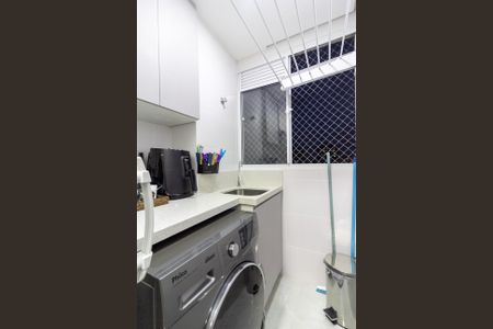 Apartamento à venda com 42m², 2 quartos e 1 vaga Apartamento à venda com 42m², 2 quartos e 1 vagaÁrea de Serviço