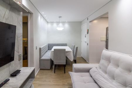 Apartamento à venda com 42m², 2 quartos e 1 vaga Apartamento à venda com 42m², 2 quartos e 1 vagaSala de estar