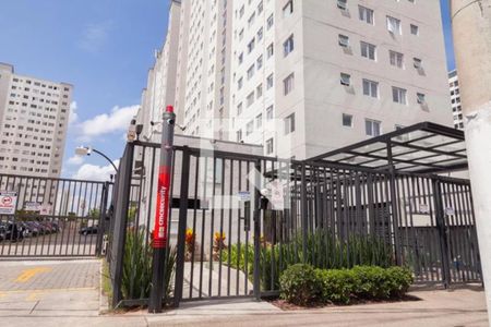 Apartamento à venda com 42m², 2 quartos e 1 vaga Apartamento à venda com 42m², 2 quartos e 1 vagaFachada