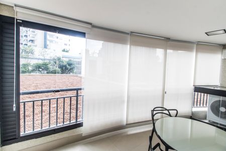 Varanda gourmet de apartamento à venda com 2 quartos, 98m² em Alphaville Empresarial, Barueri