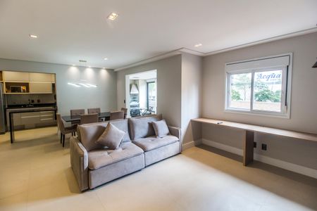 Sala  de apartamento à venda com 2 quartos, 98m² em Alphaville Empresarial, Barueri