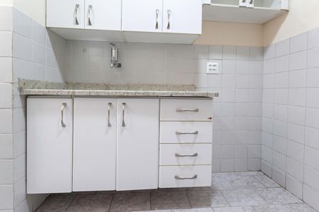 Apartamento à venda com 48m², 2 quartos e sem vaga Apartamento à venda com 48m², 2 quartos e sem vagaCozinha e Área de Serviço