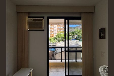 Varanda da sala de apartamento para alugar com 1 quarto, 38m² em Botafogo, Rio de Janeiro
