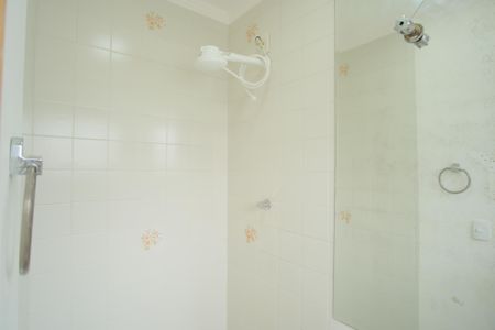Banheiro da Suíte de casa para alugar com 1 quarto, 45m² em Vila Carrão, São Paulo