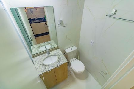 Banheiro de kitnet/studio para alugar com 1 quarto, 28m² em Vila Clementino, São Paulo