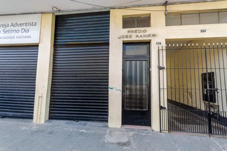 Apartamento para alugar com 65m², 2 quartos e sem vaga Apartamento para alugar com 65m², 2 quartos e sem vagaFachada