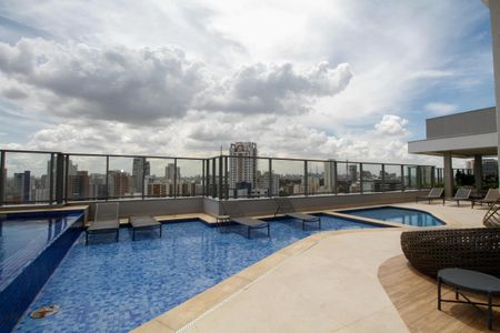 Apartamento para alugar com 50m², 1 quarto e 1 vaga Apartamento para alugar com 50m², 1 quarto e 1 vagaÁrea Comum - Piscina