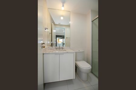 Apartamento para alugar com 50m², 1 quarto e 1 vaga Apartamento para alugar com 50m², 1 quarto e 1 vagaBanheiro da Suíte