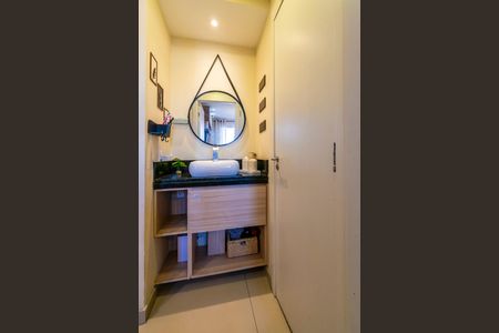 Apartamento para alugar com 34m², 1 quarto e sem vaga Apartamento para alugar com 34m², 1 quarto e sem vagaBanheiro