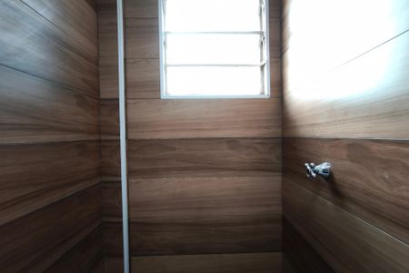 Apartamento à venda com 51m², 2 quartos e 1 vaga Apartamento à venda com 51m², 2 quartos e 1 vagaBanheiro