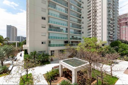 Apartamento à venda com 170m², 3 quartos e 3 vagas Apartamento à venda com 170m², 3 quartos e 3 vagasVista