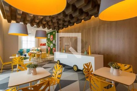 Apartamento à venda com 170m², 3 quartos e 3 vagas Apartamento à venda com 170m², 3 quartos e 3 vagasÁrea Comum - Salão de Festas Infantil