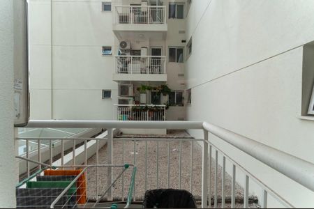 Apartamento à venda com 170m², 3 quartos e 3 vagas Apartamento à venda com 170m², 3 quartos e 3 vagasÁrea de Serviço