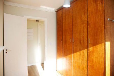 Quarto 2 de apartamento para alugar com 2 quartos, 58m² em Auxiliadora, Porto Alegre