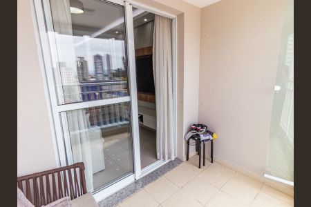 Varanda de apartamento para alugar com 2 quartos, 70m² em Vila Bertioga, São Paulo