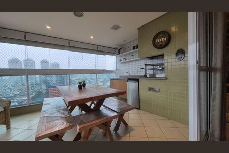 Apartamento à venda com 147m², 3 quartos e 3 vagasVaranda