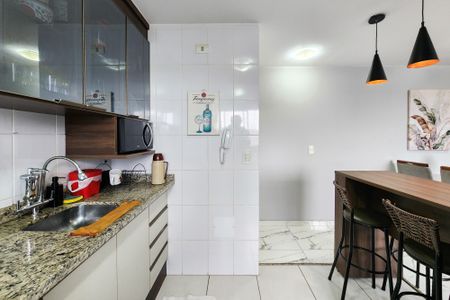 Apartamento à venda com 50m², 2 quartos e 1 vaga Apartamento à venda com 50m², 2 quartos e 1 vagaCozinha