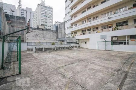Apartamento para alugar com 160m², 4 quartos e 1 vagaÁrea comum - Quadra Esportiva
