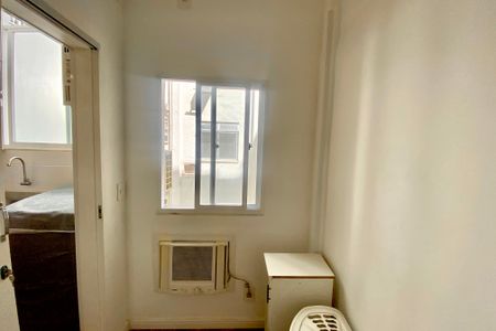 Apartamento à venda com 50m², 1 quarto e 1 vaga Apartamento à venda com 50m², 1 quarto e 1 vagaQuarto de Serviço