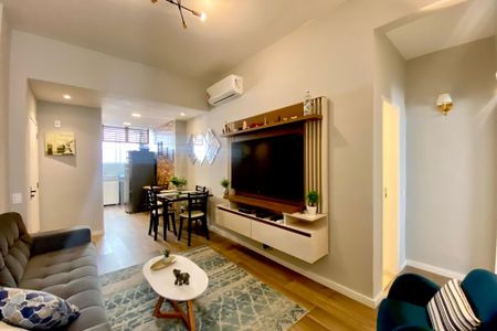 Sala  de apartamento à venda com 1 quarto, 50m² em Botafogo, Rio de Janeiro