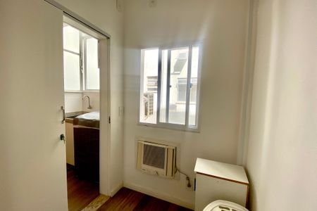 Apartamento à venda com 50m², 1 quarto e 1 vaga Apartamento à venda com 50m², 1 quarto e 1 vagaQuarto de Serviço