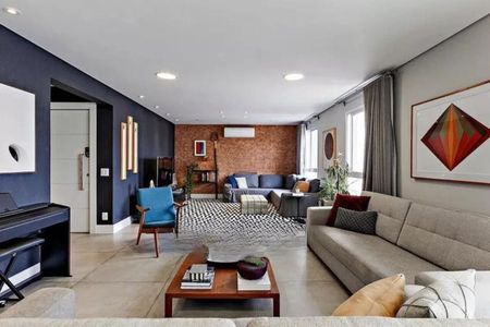 Apartamento à venda com 3 quartos, 210m² em Vila Olímpia, São Paulo