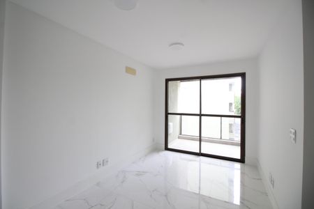 Sala de apartamento para alugar com 1 quarto, 40m² em Freguesia (jacarepaguá), Rio de Janeiro