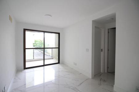 Sala de apartamento para alugar com 1 quarto, 40m² em Freguesia (jacarepaguá), Rio de Janeiro