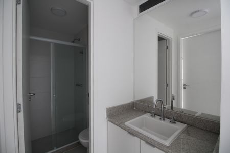 Banheiro de apartamento para alugar com 1 quarto, 40m² em Freguesia (jacarepaguá), Rio de Janeiro