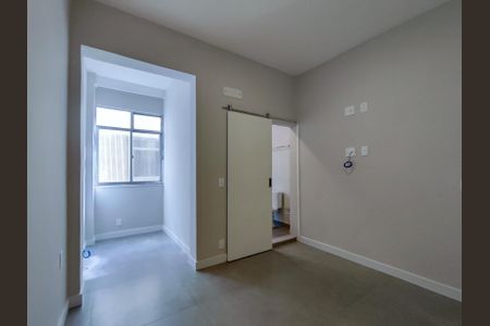 Apartamento à venda com 98m², 3 quartos e sem vagaSuíte