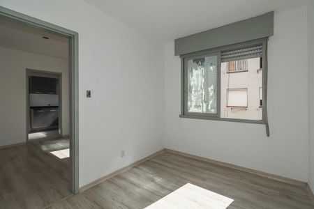 Quarto de apartamento para alugar com 1 quarto, 35m² em Jardim Dona Leopoldina, Porto Alegre