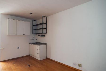 Apartamento para alugar com 0 quarto, 32m² em Cerqueira César, São Paulo