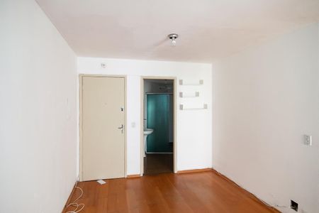 Apartamento para alugar com 0 quarto, 32m² em Cerqueira César, São Paulo