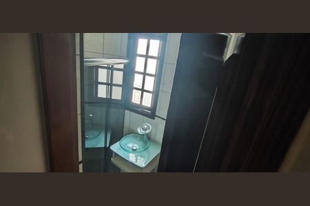 Casa à venda com 164m², 3 quartos e 3 vagasBanheiro Social