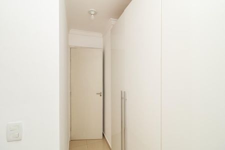 Apartamento à venda com 47m², 2 quartos e 2 vagas Apartamento à venda com 47m², 2 quartos e 2 vagasQuarto