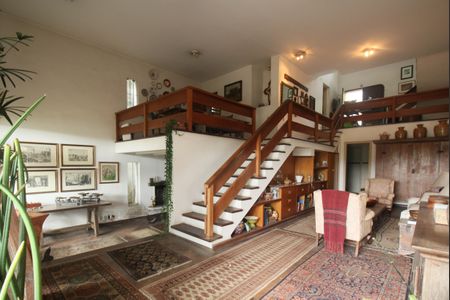 Casa de Condomínio à venda com 3 quartos, 301m² em Jardim Vitoria Regia (zona Oeste), São Paulo