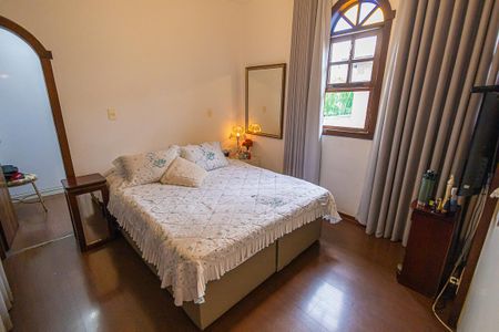 Casa à venda com 1100m², 6 quartos e 10 vagasSuíte 2